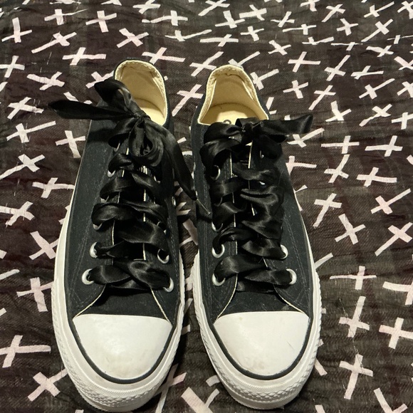 Converse All Stars - Picture 1 of 6